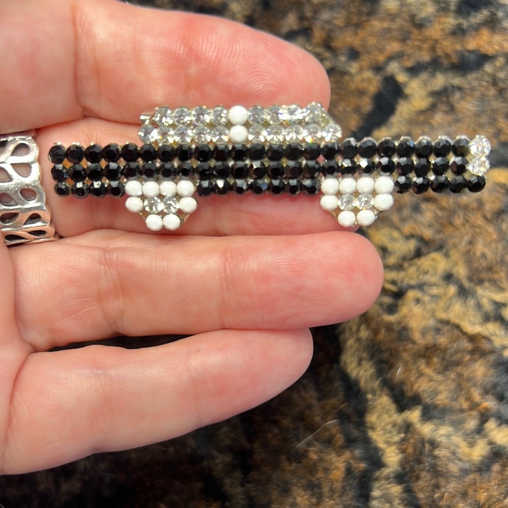 Demaria Italy Brooch 2” inches long. Vintage. Brilliant rhinestones. Signed.